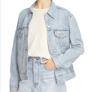 Levi’s Ex Boyfriend Trucker Jacket Light Wash Size Medium
